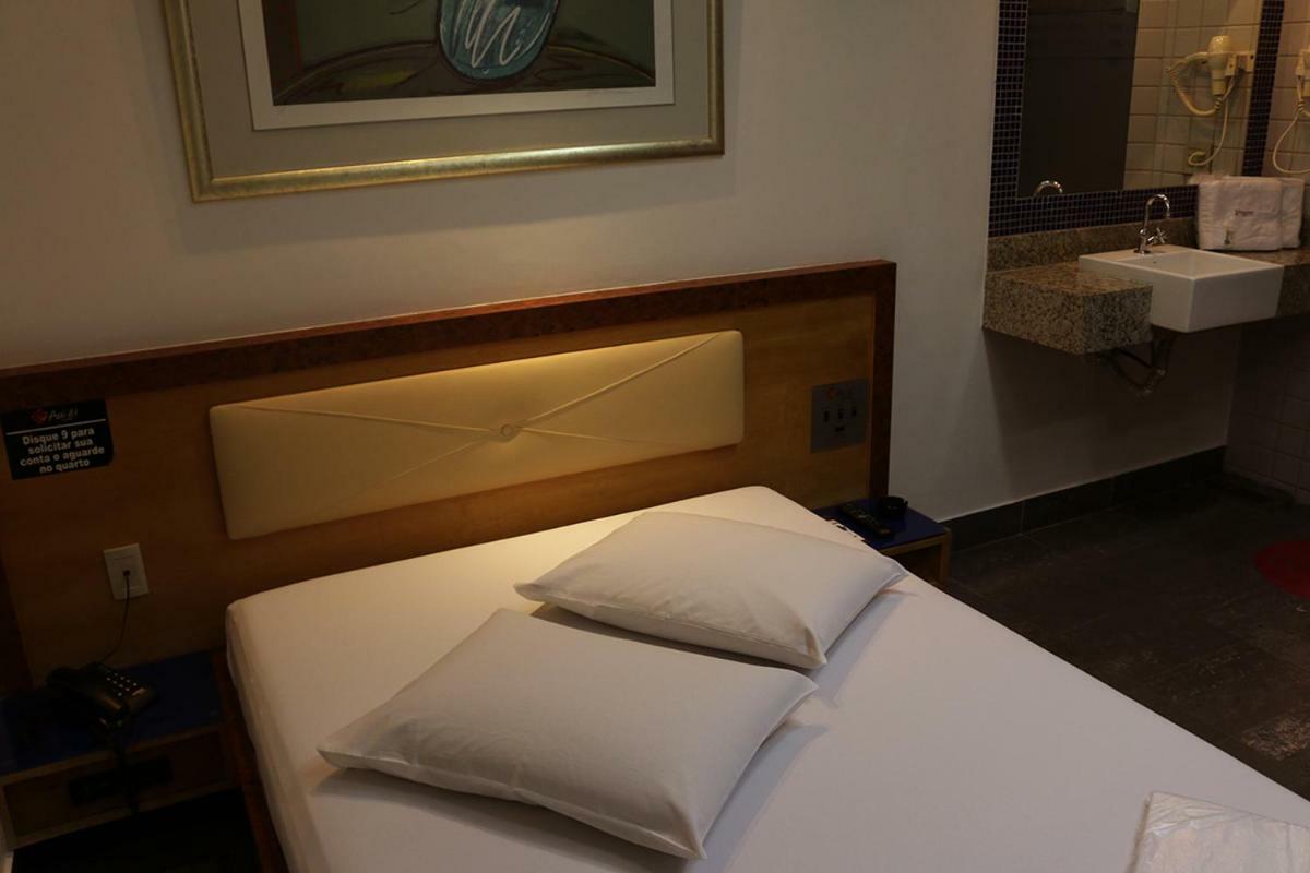 Auhe Motel (Adults Only) Betim Buitenkant foto