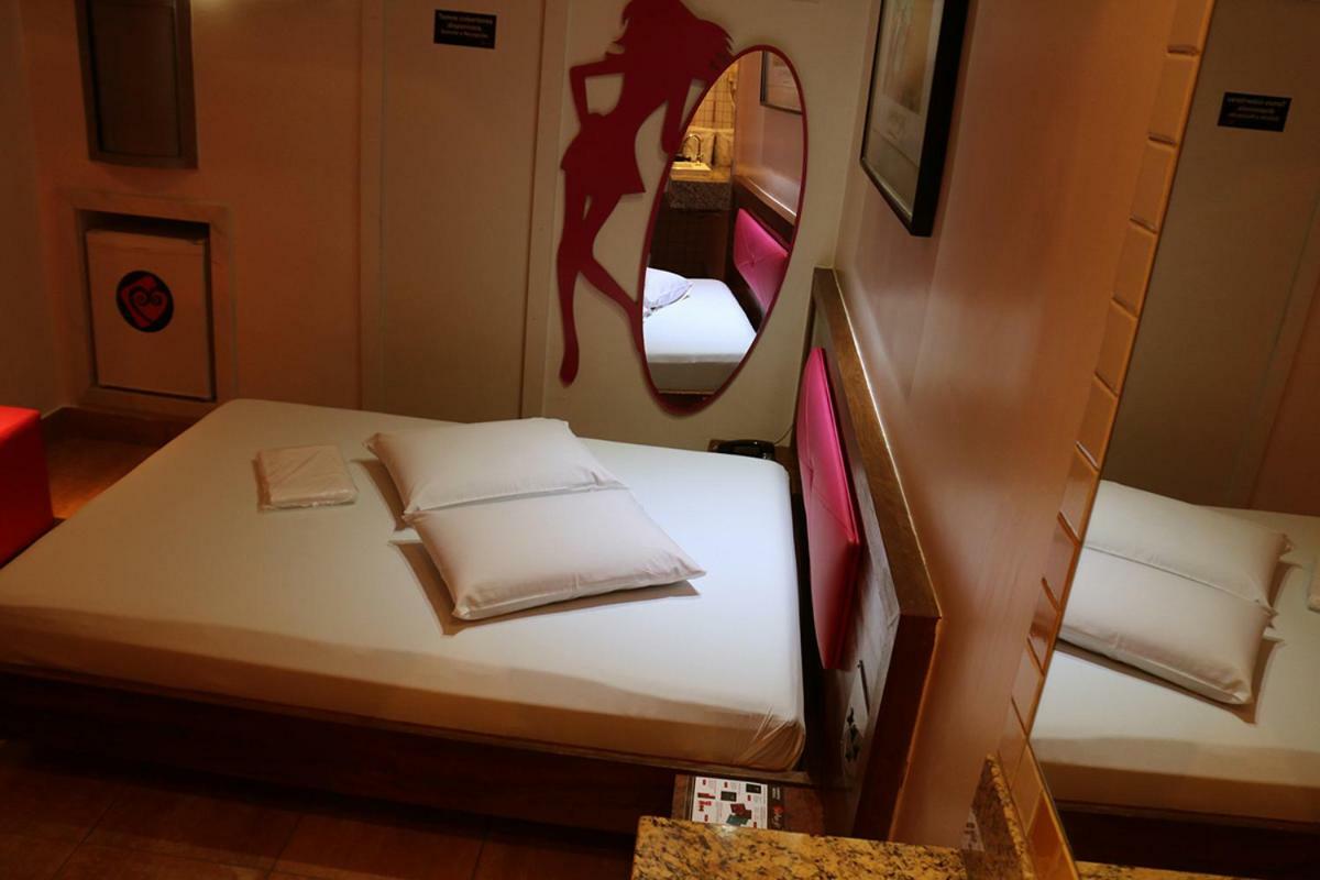 Auhe Motel (Adults Only) Betim Buitenkant foto